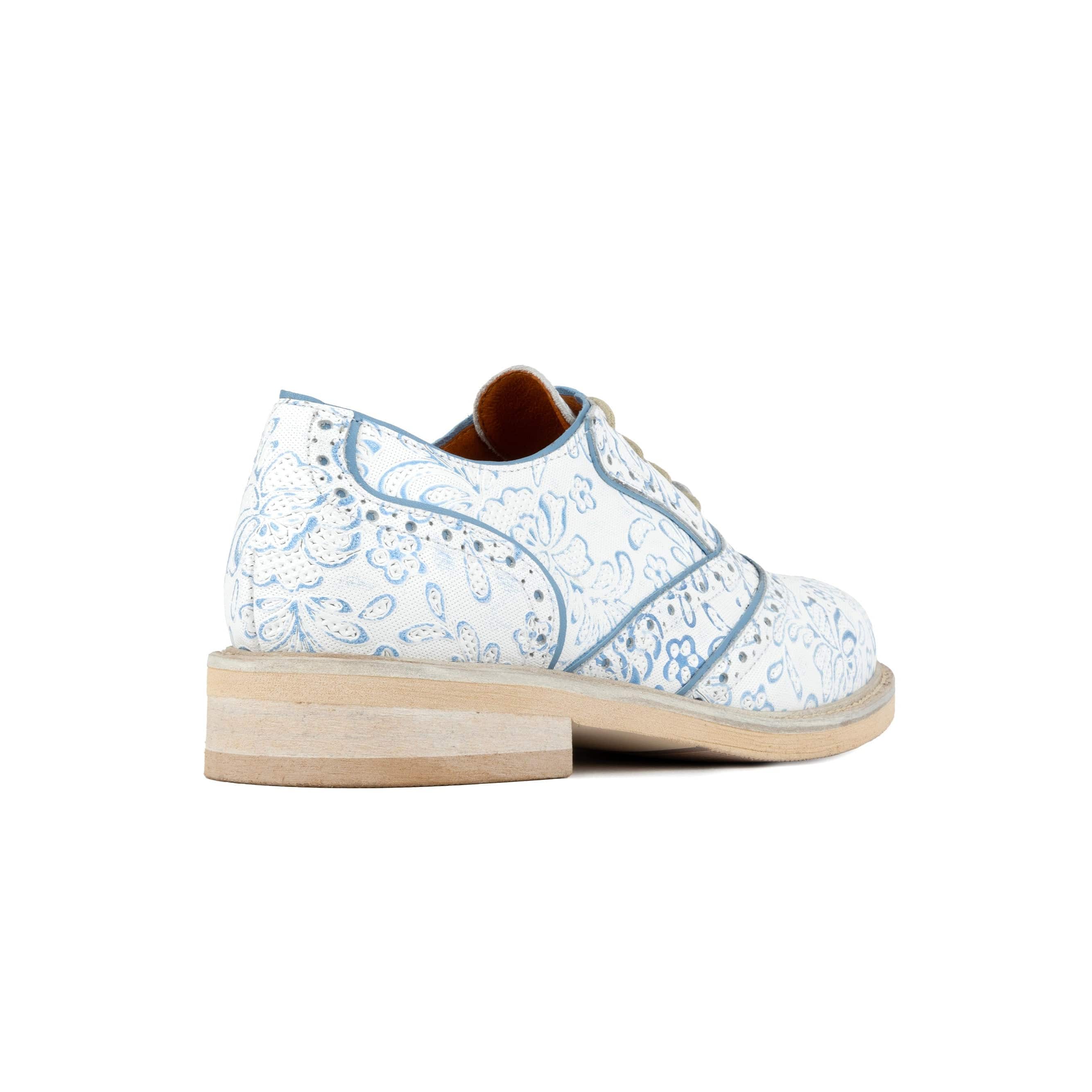 Brick Lane - White Flowers - Women's contrast leather lace-up brogue - Image 4