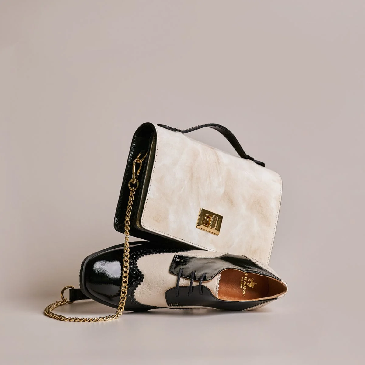 Envy - Cream & Black - Women's leather flap clutch bag with strap - Image 2