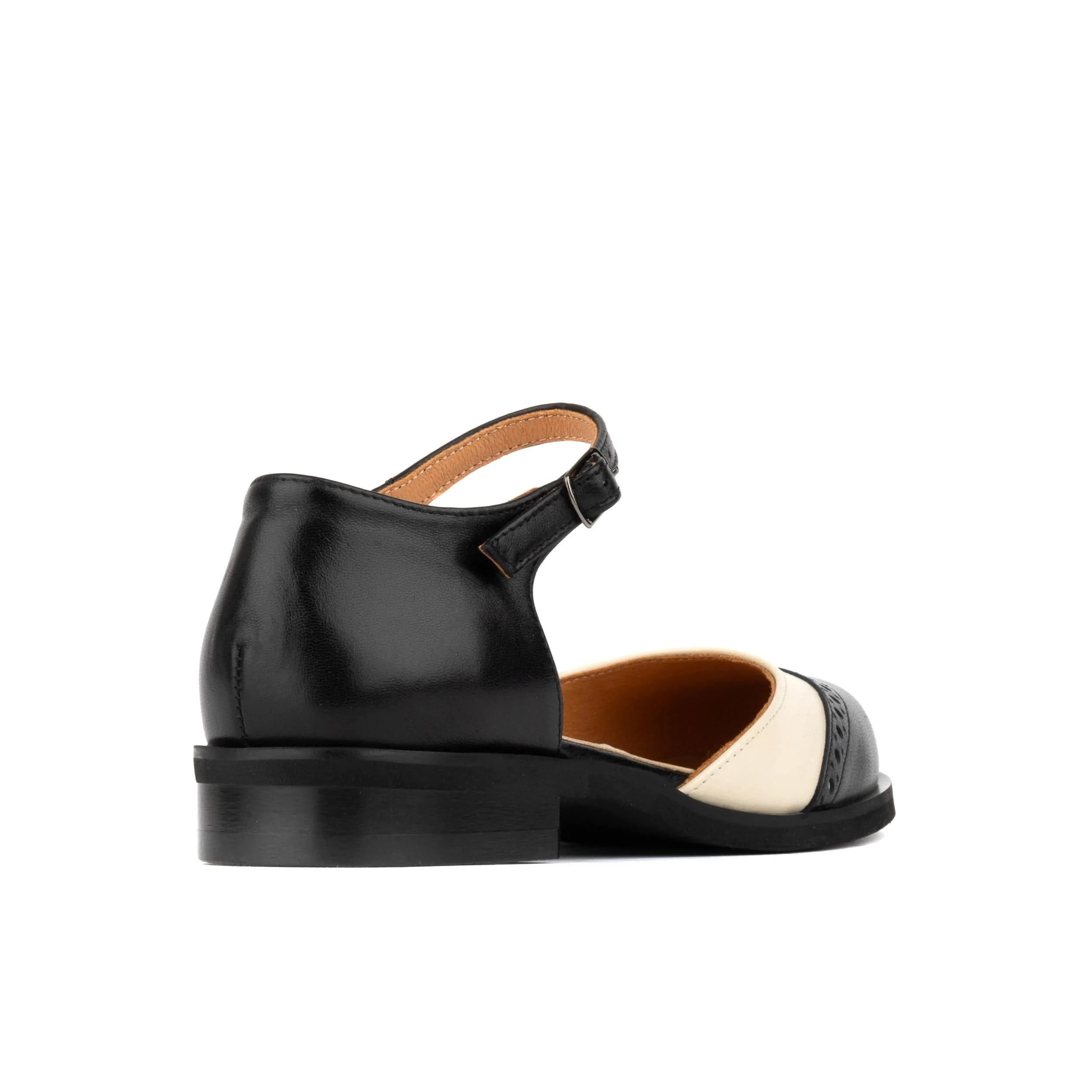 Gigot - Black & Cream - Women's closed heel round toe leather flat sandal - Image 5