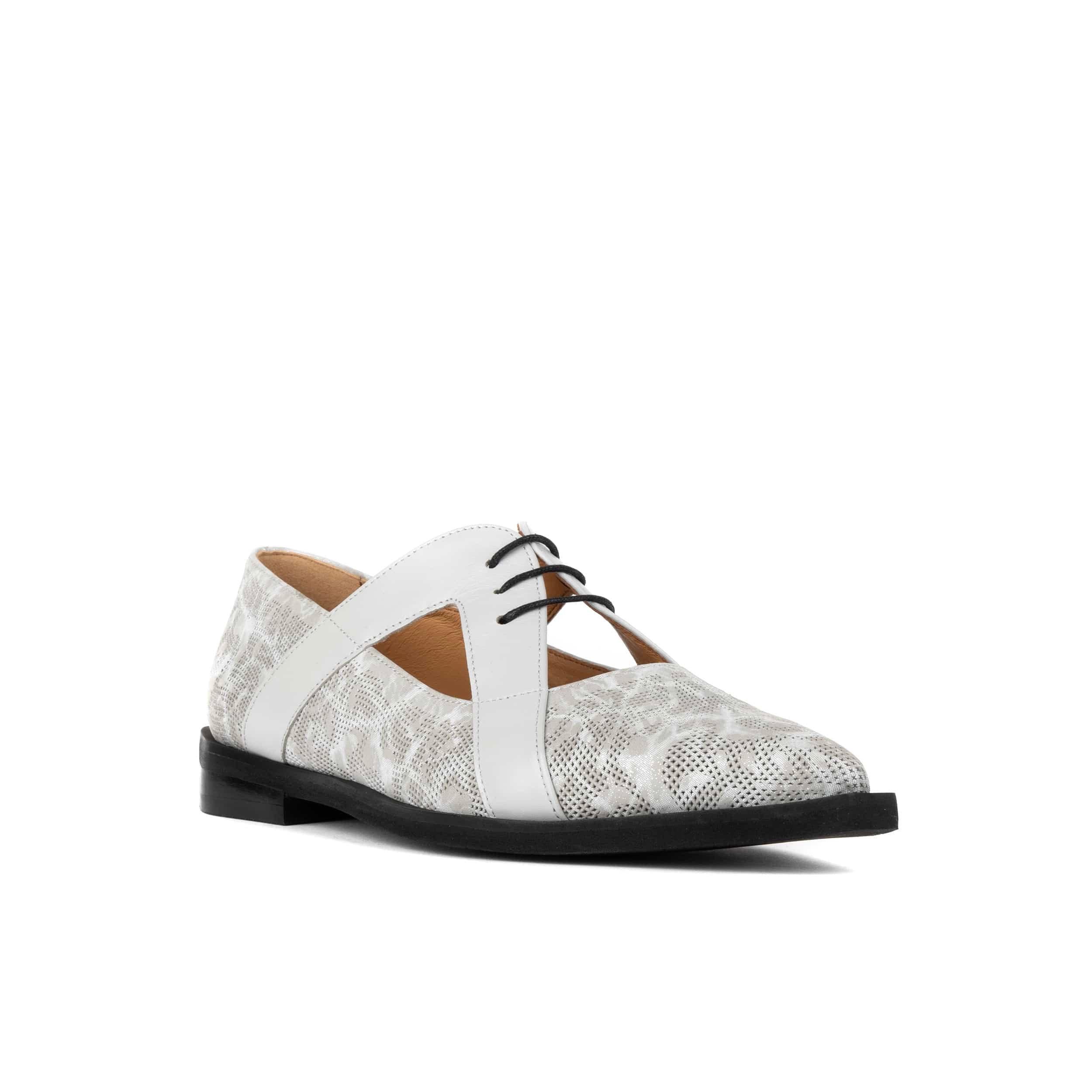 Harlowe - Grey - Women's cutout leather lace up shoe - Image 2