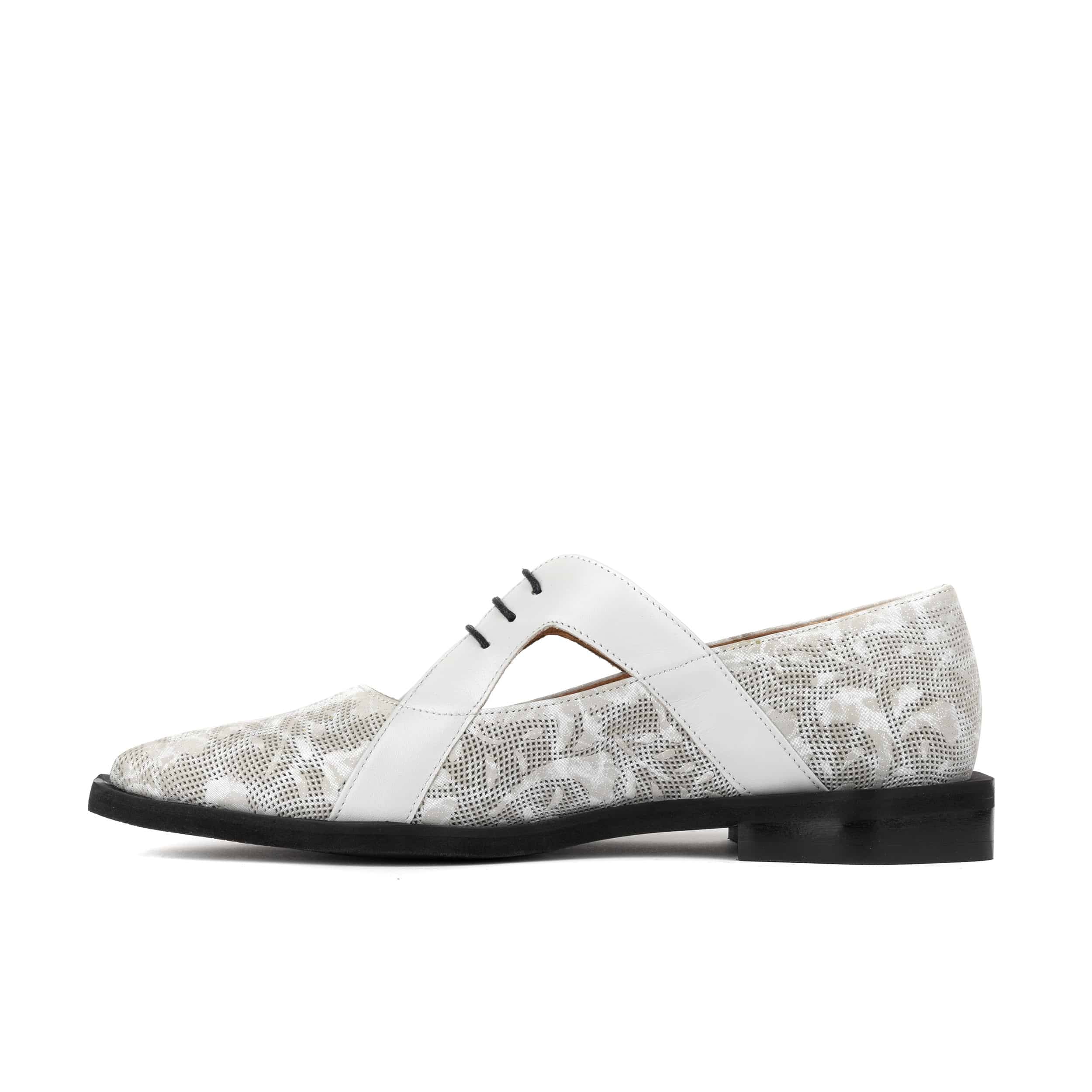 Harlowe - Grey - Women's cutout leather lace up shoe - Image 3