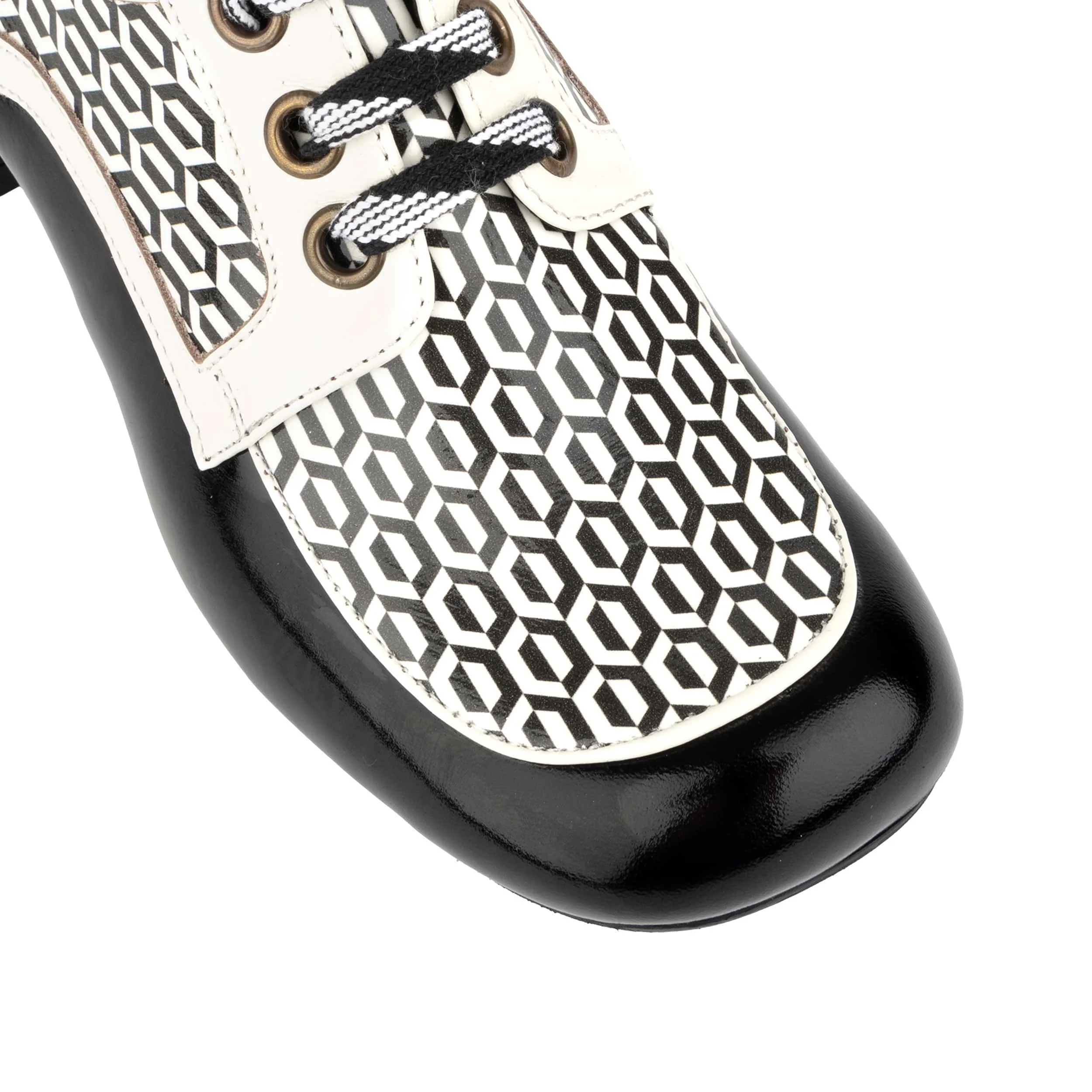 Sovereign - Black & White Optical - Women's leather lace up shoe with block heel - Image 8