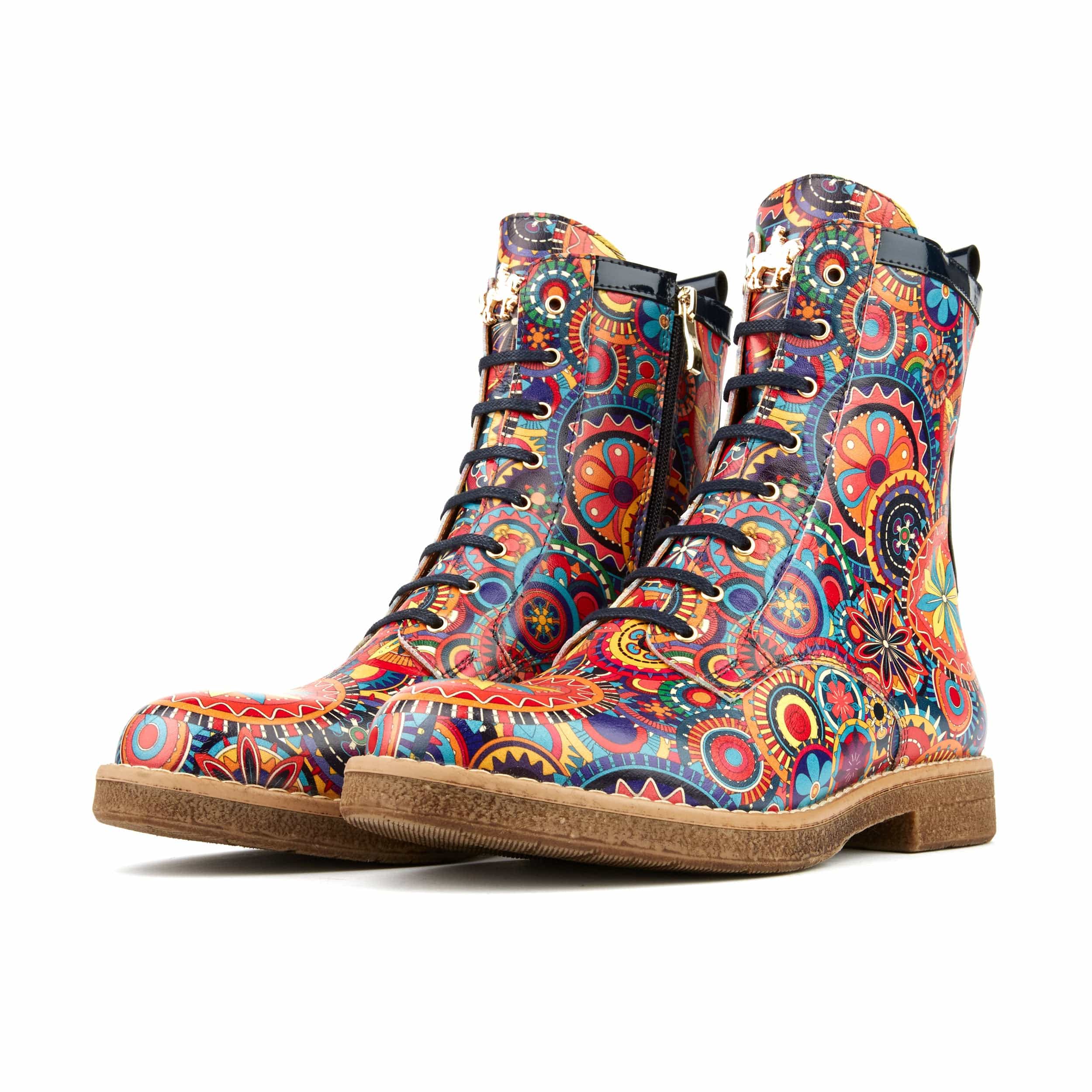 Traveller - Signature - Women's higher shaft leather boot with laces and zip - Image 9